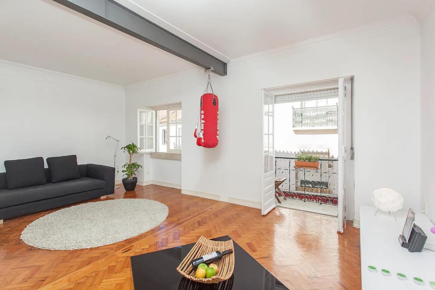 Apartment 1bd Flat Near *